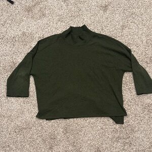 Old Navy Women's Forest Green Turtleneck Sweater